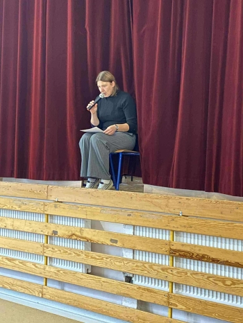 f331e823-7b8f-440c-8e14-5a780b33d859