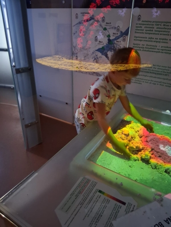 aa5cf531-76d5-48d5-a118-afba35f1073c