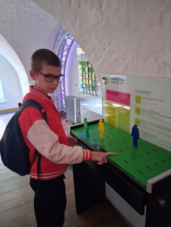 dcf47f94-5f78-4cb9-824b-c947fb9b349d