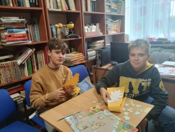 e63b6401-8812-4cec-9fe7-1b698f34c90d