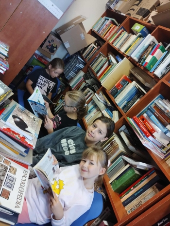 9b2d9081-73f1-45c3-b8c0-afcc847979d7