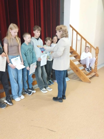 8b13762c-1f7a-4e25-9dfa-19d3f71e9f5b