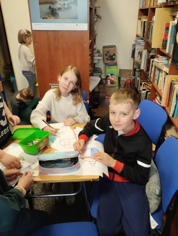 63072222-5ee9-4c41-b41d-ea99b87fade8