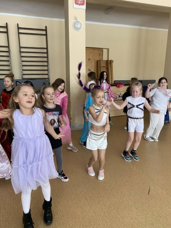 630916841_888168237167113_2597010702369714956_n