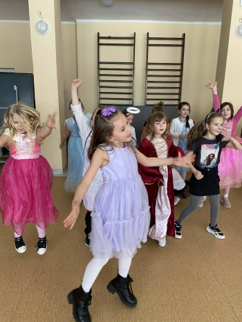 631679318_888168053833798_3498746107081618469_n