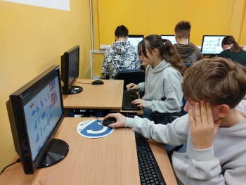 533c9c93-d820-463d-b7a4-c65a98b6b414