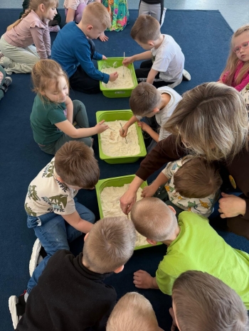 643346132_900648735919063_7362533581437979464_n