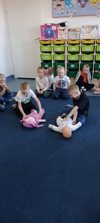 645246928_906680325315904_6747749723181464895_n