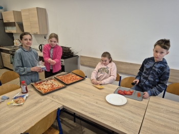 28c7afcd-2910-47f9-915c-d1a8cc339202