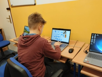 a7a5694c-d755-4a98-9fb9-16a6dd44e4b3