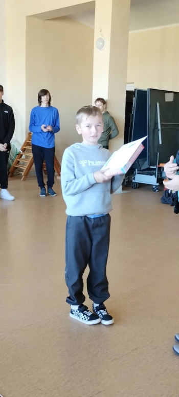 44350929-c2f9-473f-873b-e49db272b423