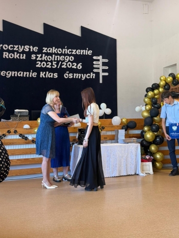 90556eec-2aaf-4e0c-8f99-0cef4c955a75.jpeg