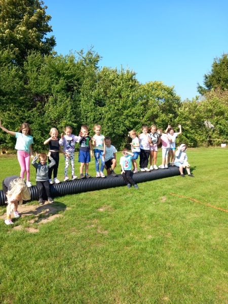 Piknik integracyjny klasy 1.