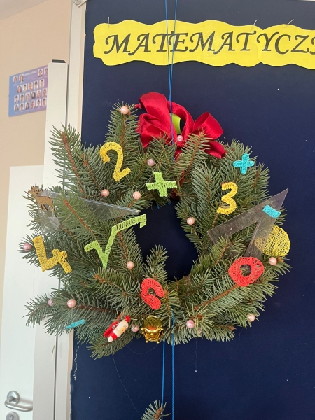 Rozstrzygnięcie konkursu matematyczno- plastycznego.